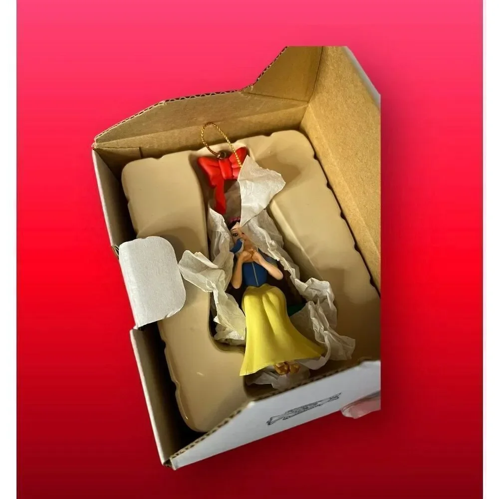 Vintage Disney Christmas Magic Snow White Groiler Christmas Ornament Box
